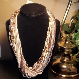 💝 NWT Beautiful 14, strand beaded necklace